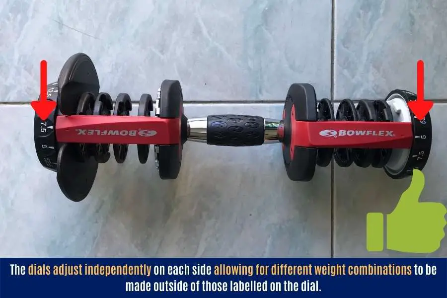 How the Bowflex 552 adjusts weight using two independent dials on each side.