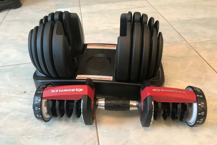 How to prepare the Bowflex 552 dumbbell ready to clean and maintain.