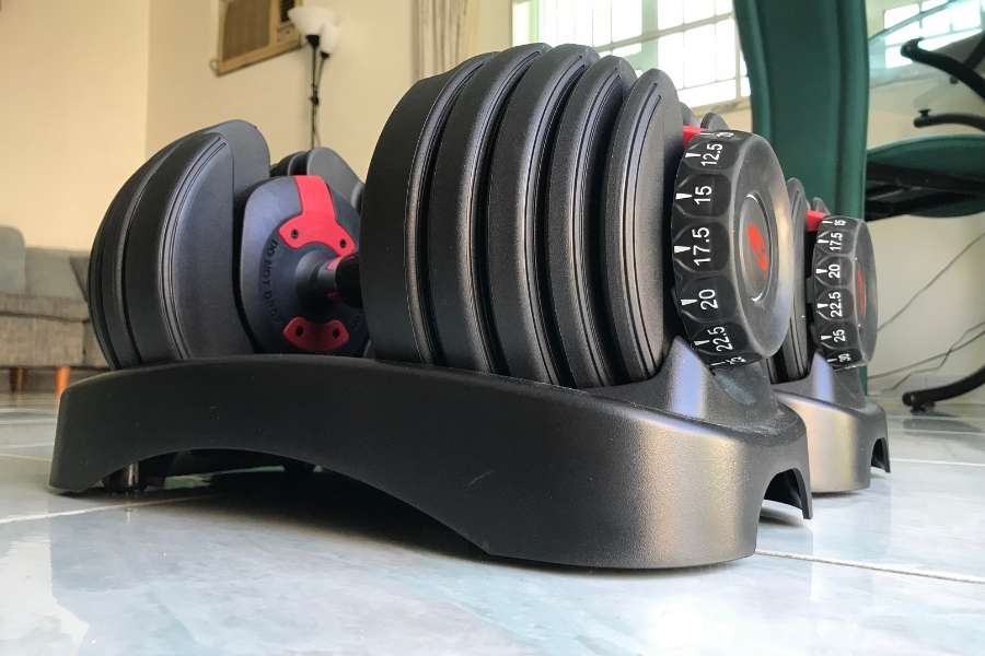 Bowflex 552 heavy-duty plastic and neoprene coating.